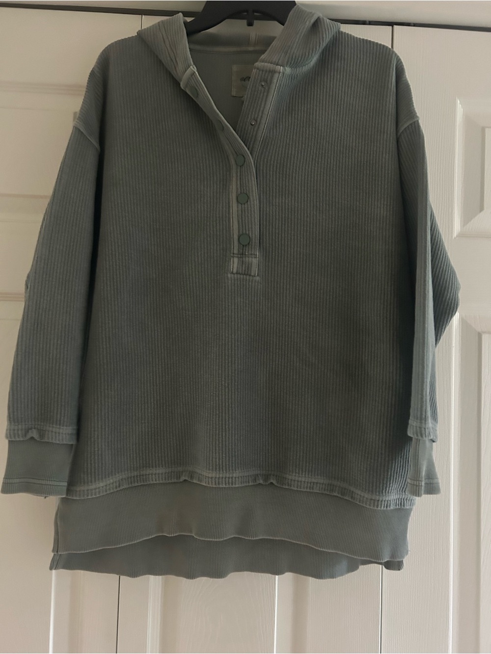 aerie Olive Green Hooded Pullover - Picture 2 of 7